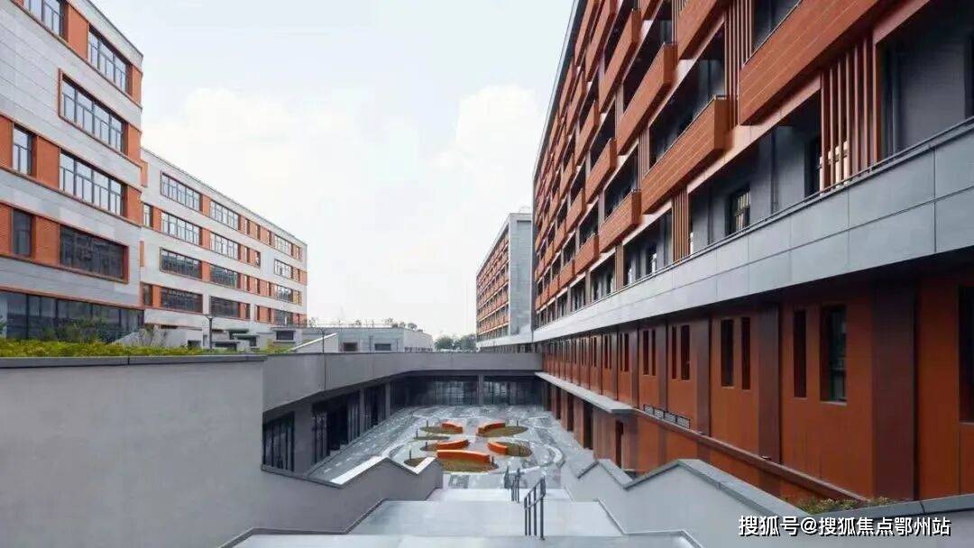 市场有望走出新高！科技风格回归